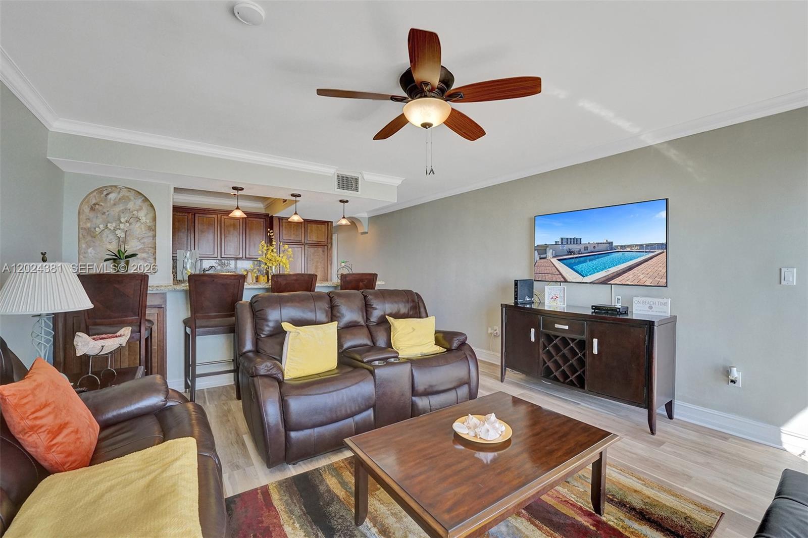 MAINSAIL CONDOMINIUM - Residential