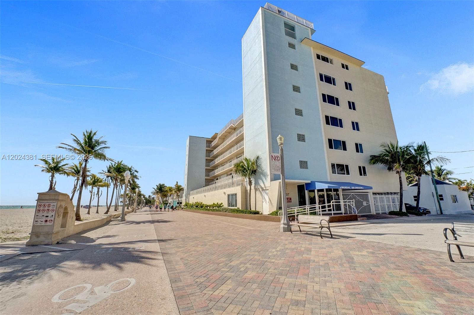 MAINSAIL CONDOMINIUM - Residential