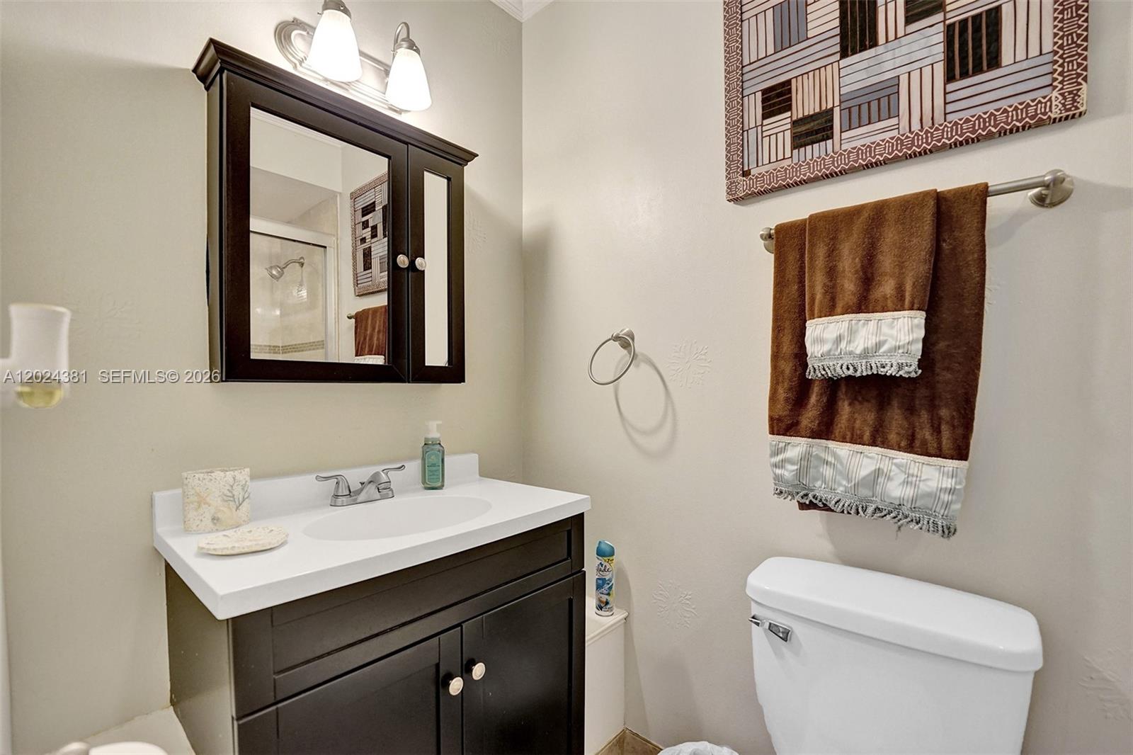 MAINSAIL CONDOMINIUM - Residential