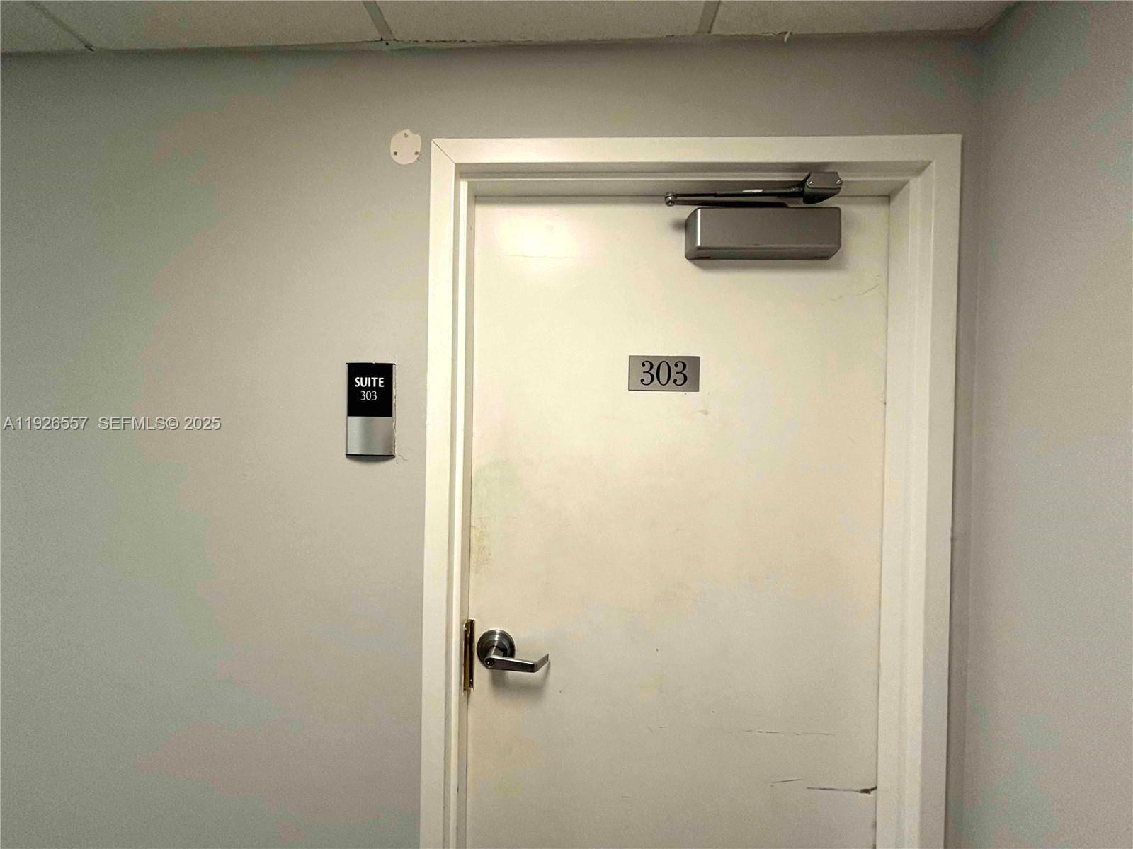 2727 E Oakland Park Blvd 303