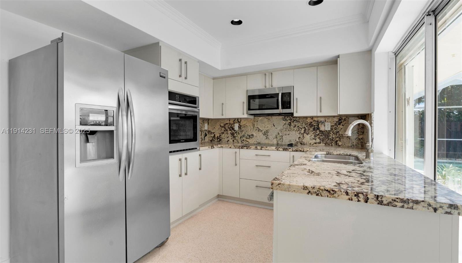 CORAL RIDGE ISLES - Residential