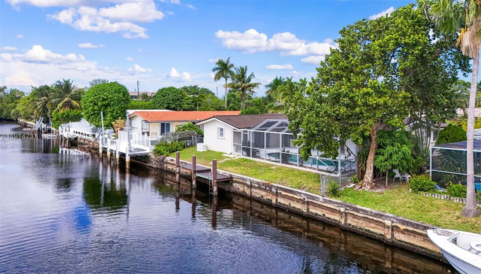 CORAL RIDGE ISLES - Residential