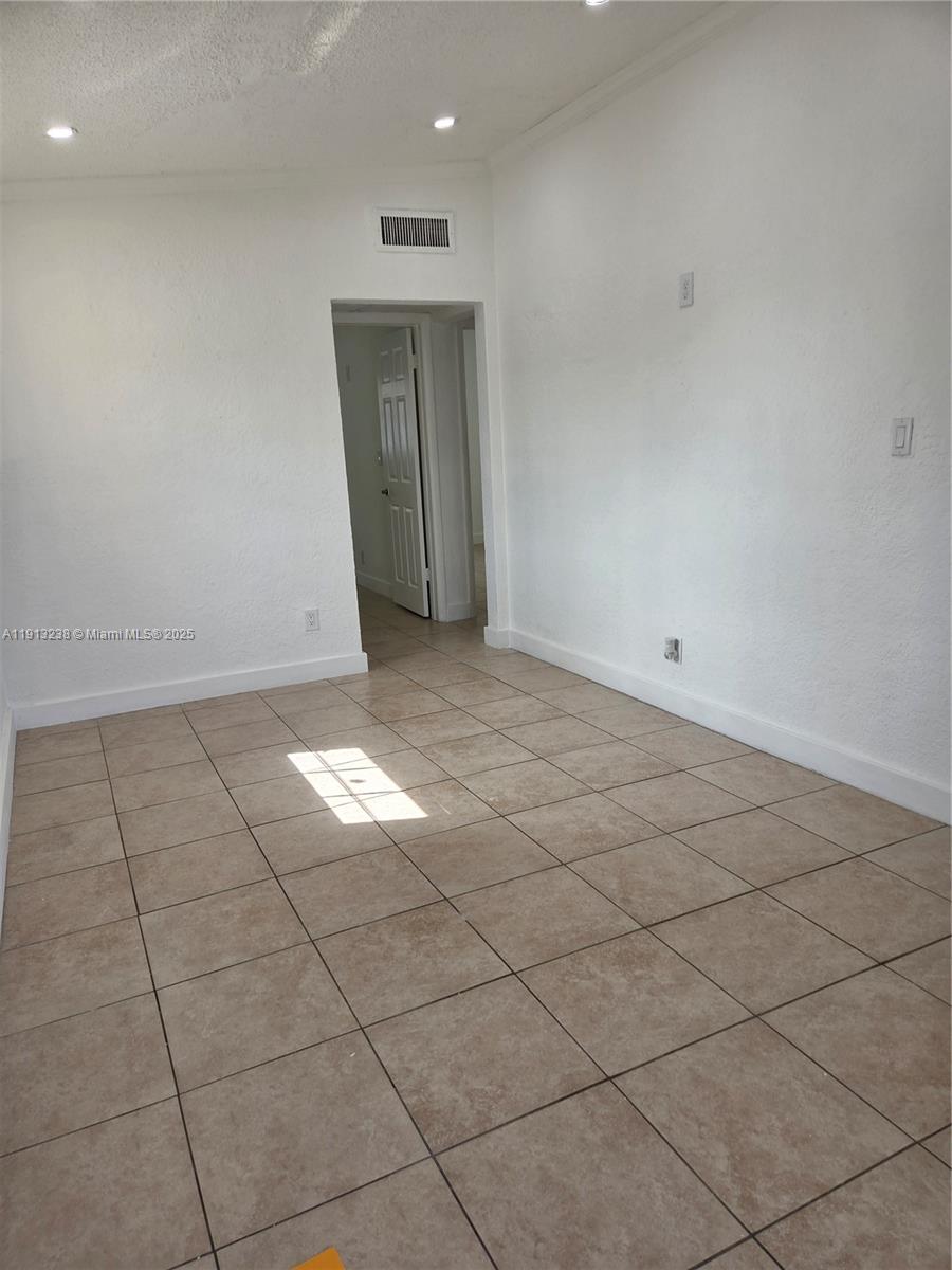 FLAGAMI 3RD ADDN - Residential Lease