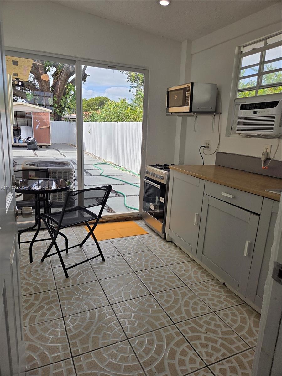 FLAGAMI 3RD ADDN - Residential Lease