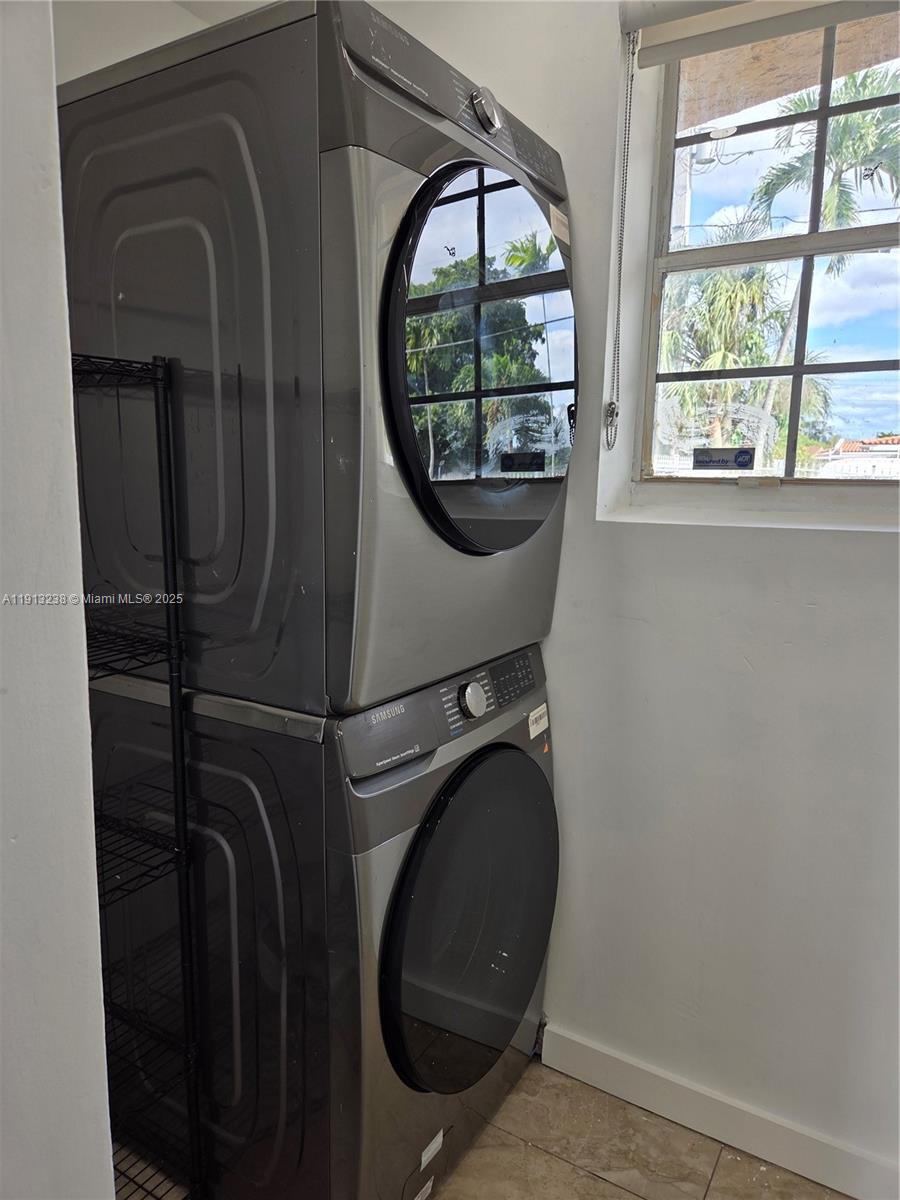 FLAGAMI 3RD ADDN - Residential Lease