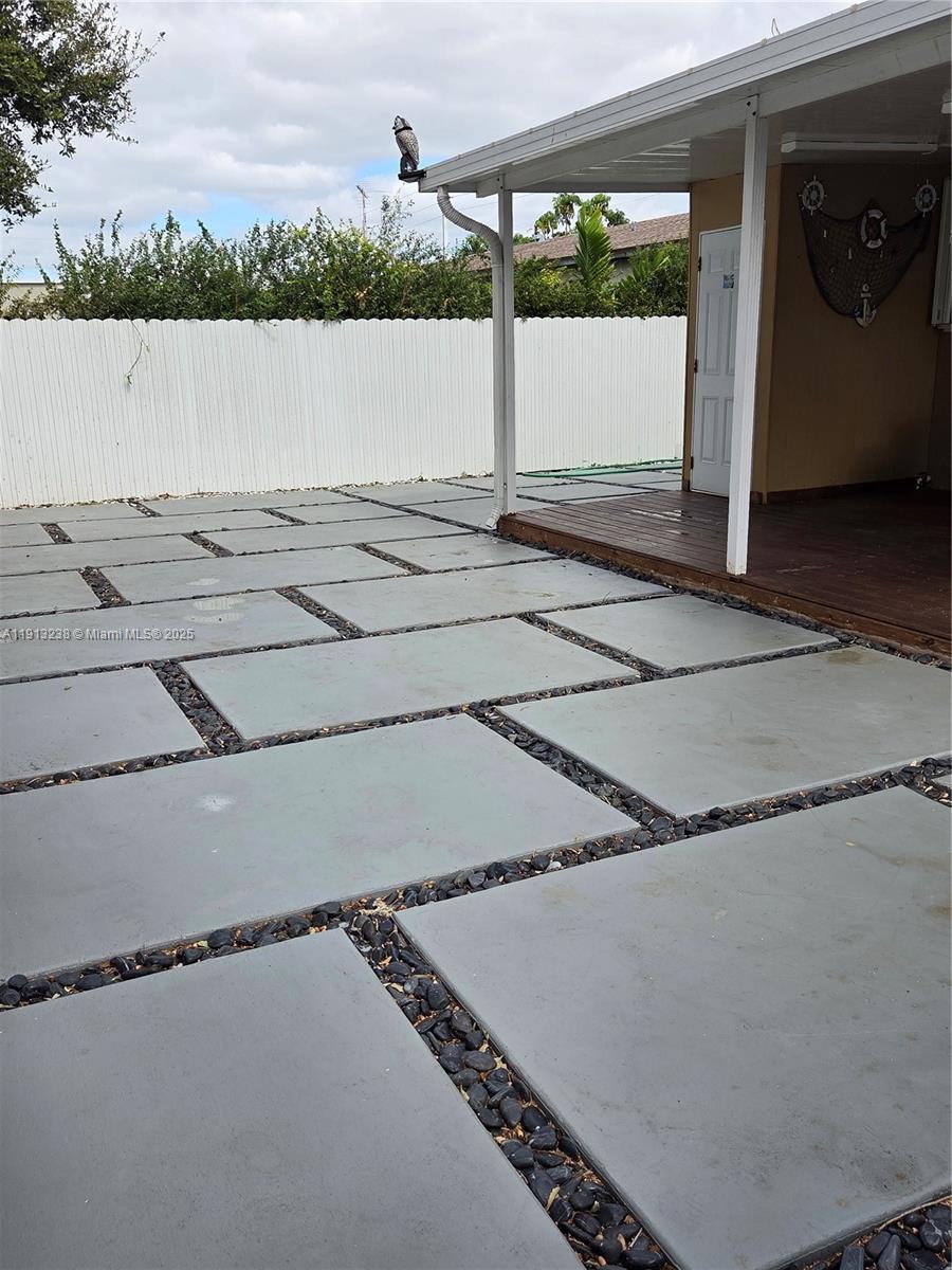 FLAGAMI 3RD ADDN - Residential Lease