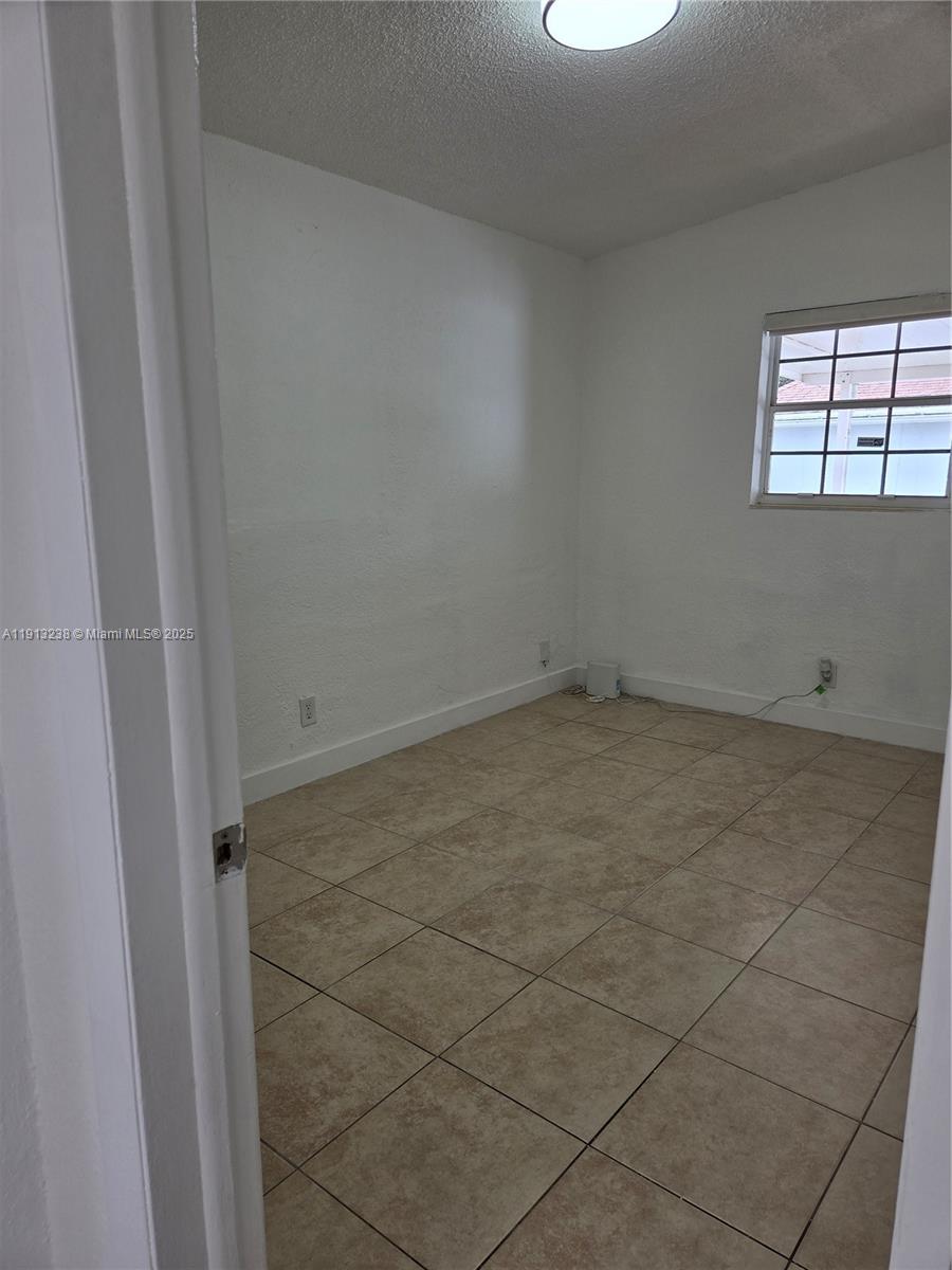 FLAGAMI 3RD ADDN - Residential Lease