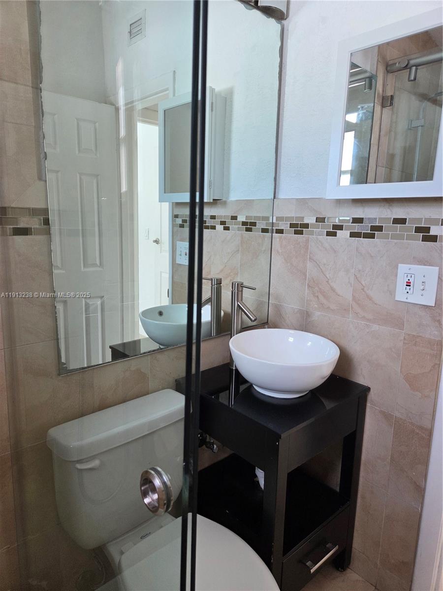 FLAGAMI 3RD ADDN - Residential Lease