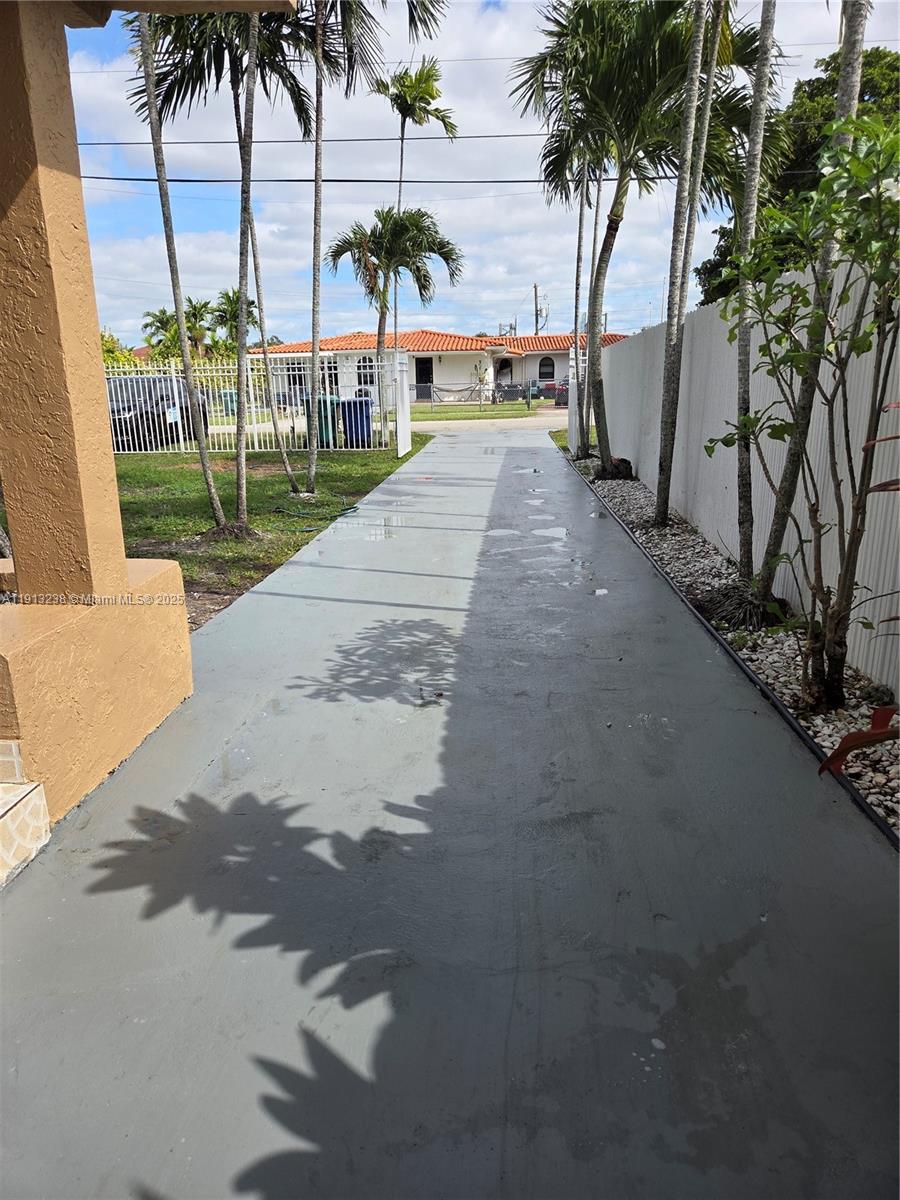 FLAGAMI 3RD ADDN - Residential Lease