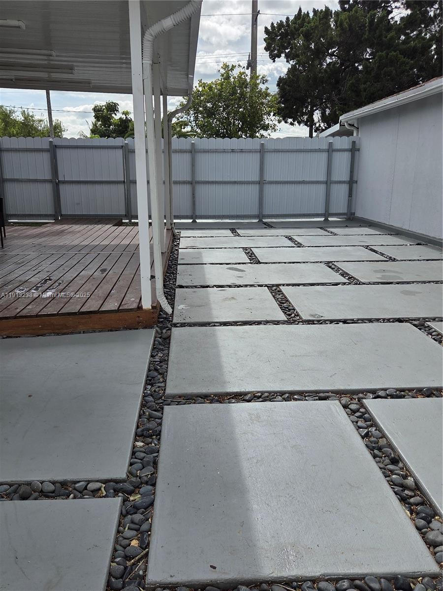 FLAGAMI 3RD ADDN - Residential Lease