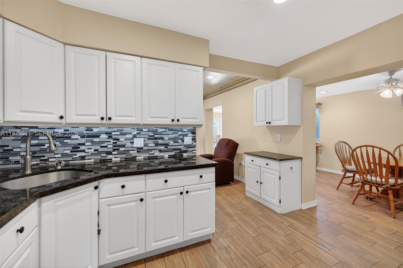 HOLLYWOOD PARK - Residential