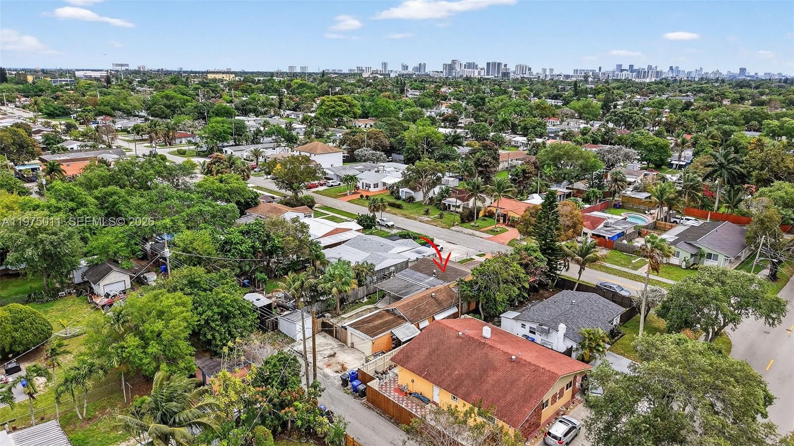 HOLLYWOOD PARK - Residential