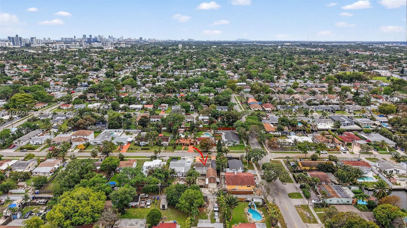 HOLLYWOOD PARK - Residential