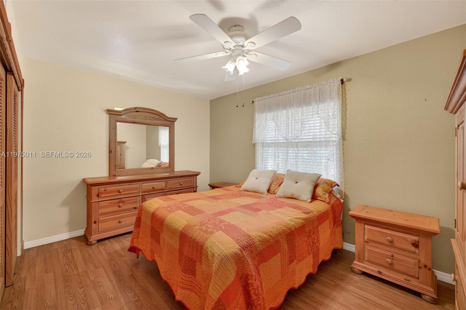 HOLLYWOOD PARK - Residential