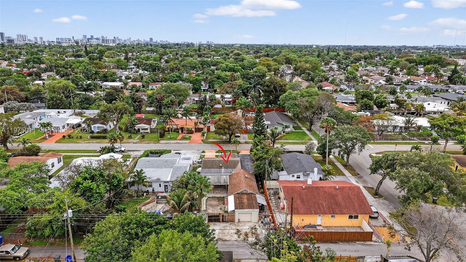 HOLLYWOOD PARK - Residential