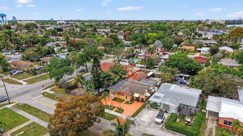 Photo of 2543 Liberty St, Hollywood, FL 33020 (MLS # A11975011)