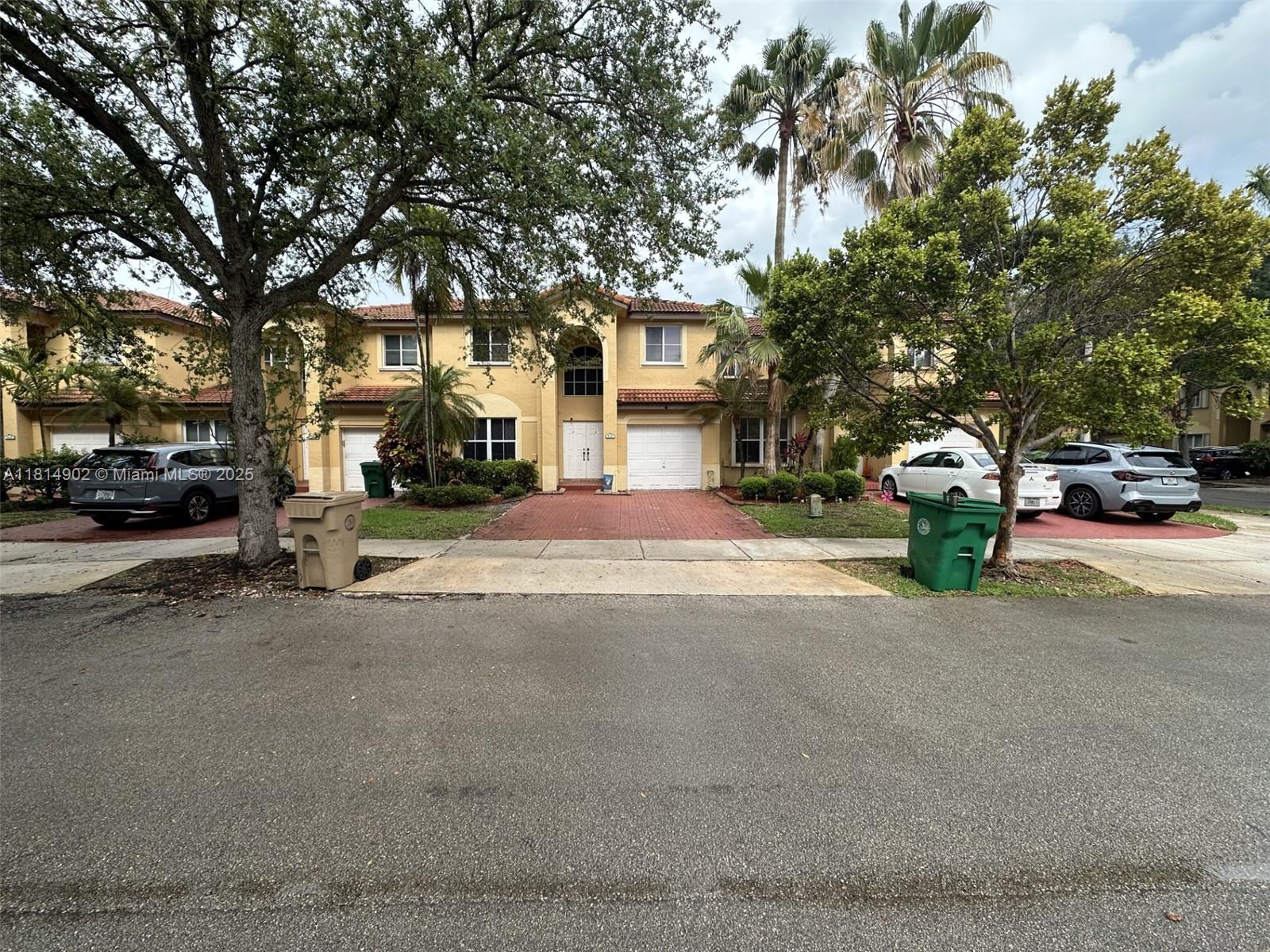 238 Magnolia Avenue