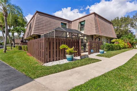 2571 NW 99th Ave Coral Springs FL 33065