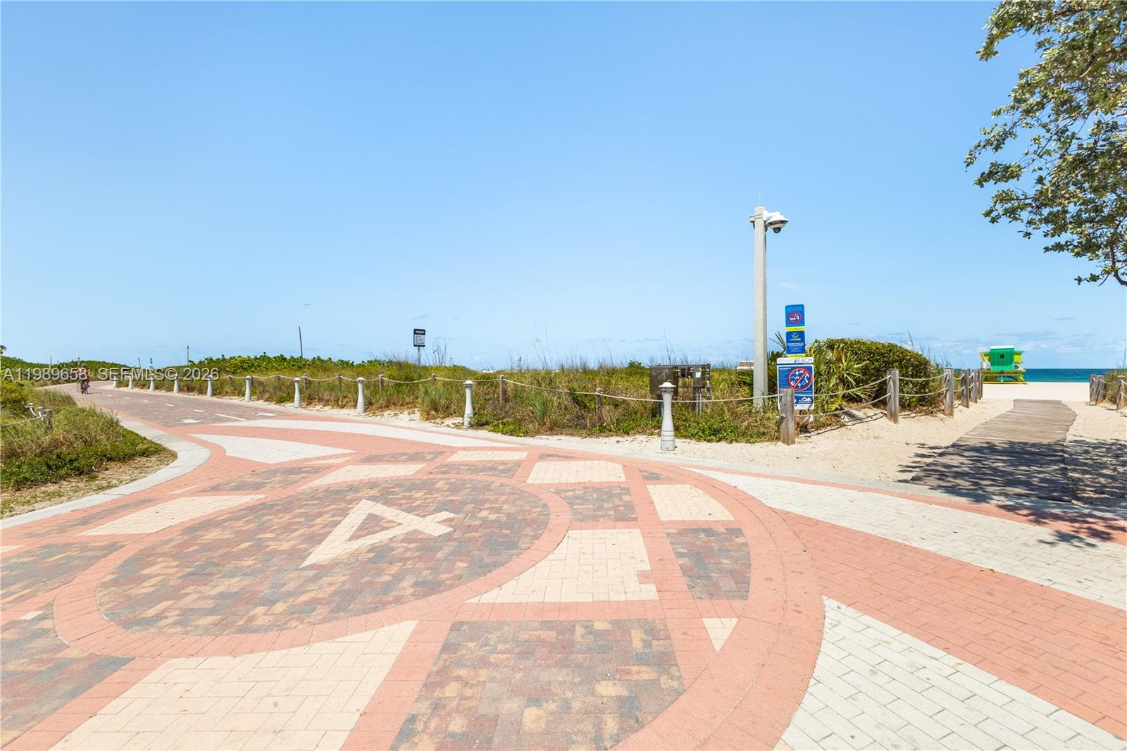 THE PRESIDENTIAL CONDO - Residential Lease