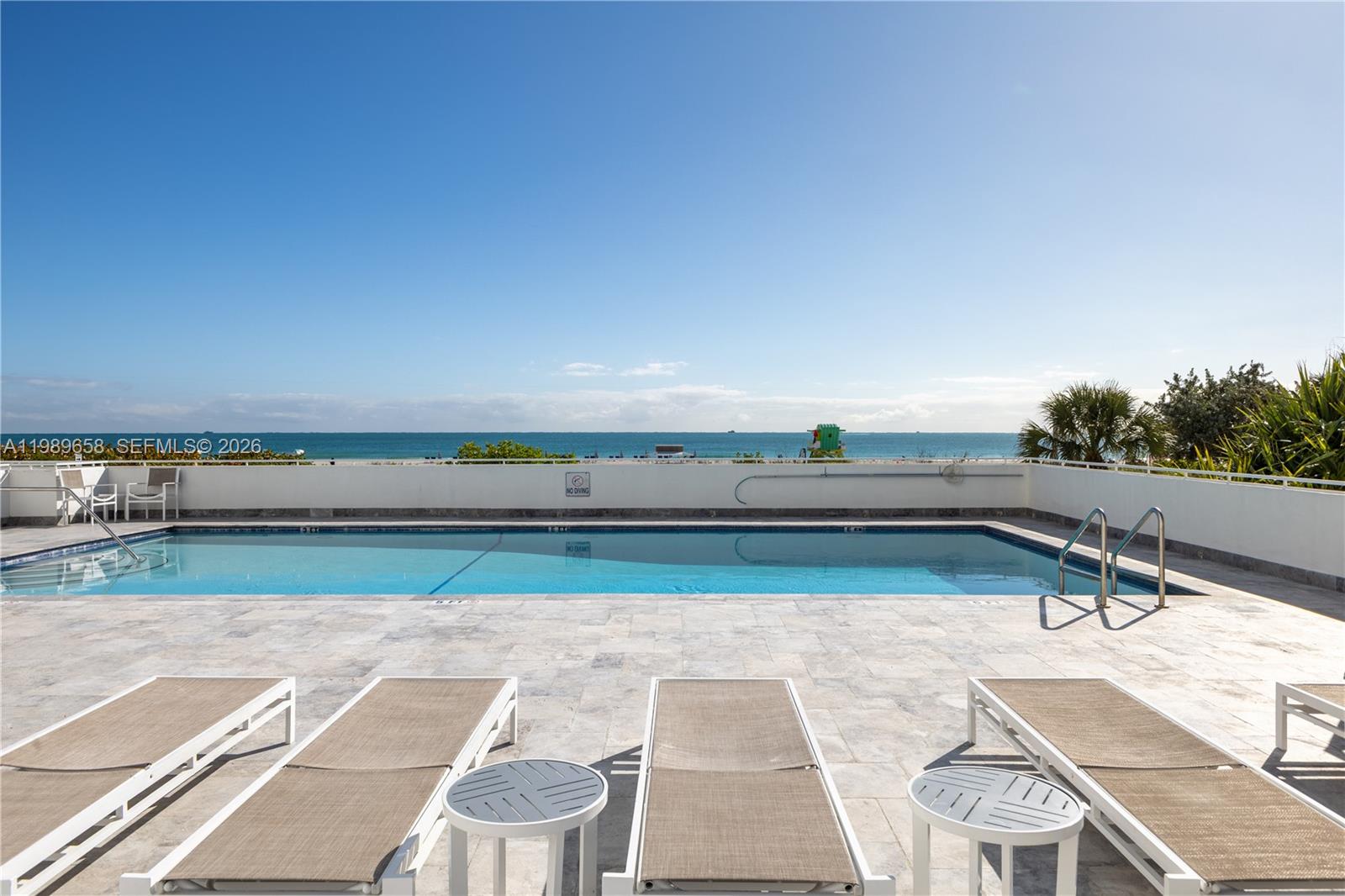 THE PRESIDENTIAL CONDO - Residential Lease