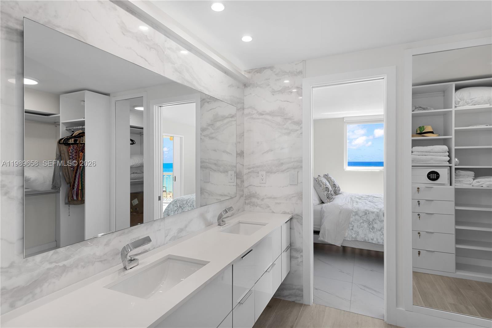 THE PRESIDENTIAL CONDO - Residential Lease