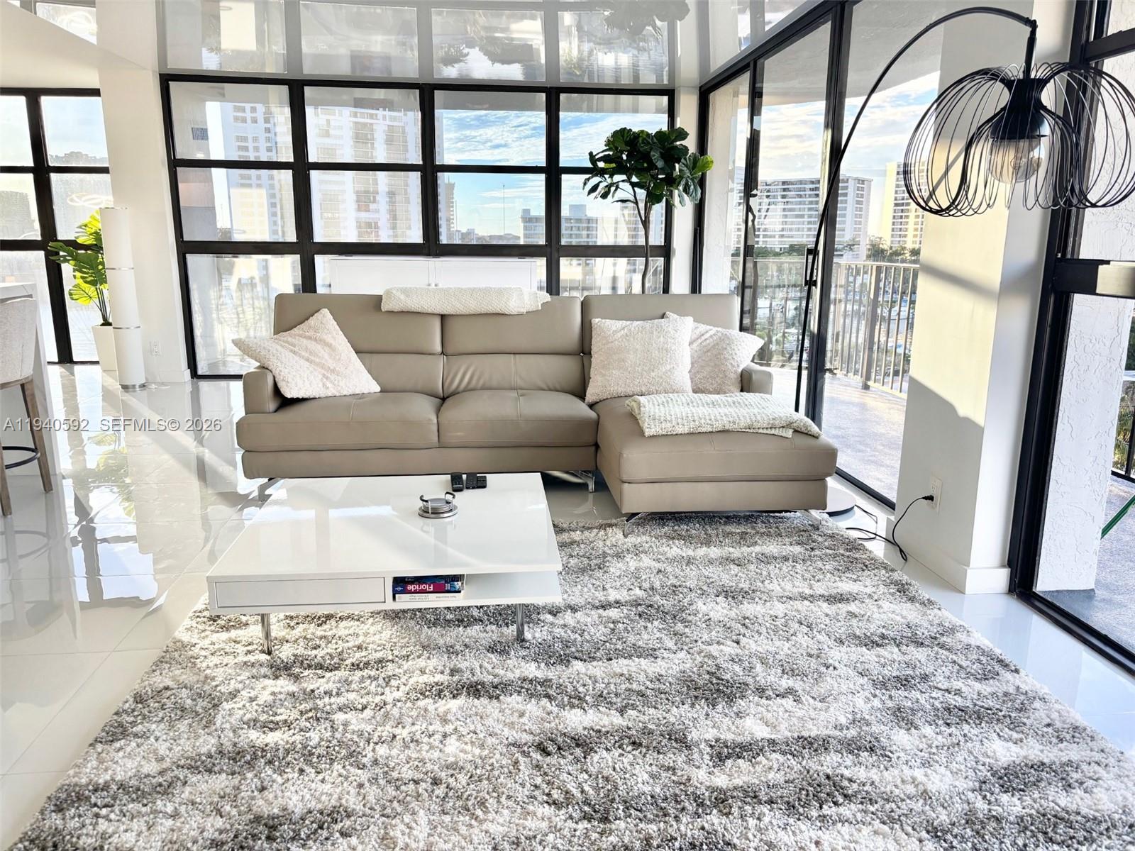 200 LESLIE CONDO - Residential