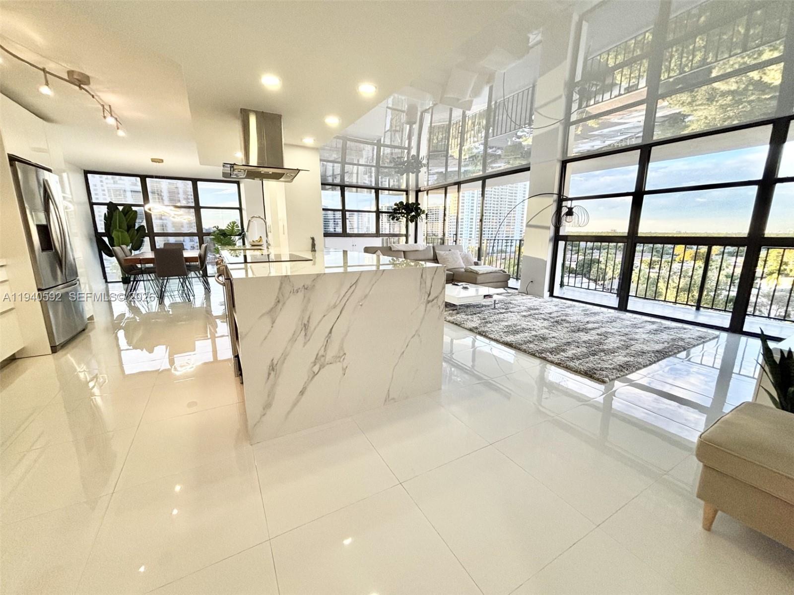 200 LESLIE CONDO - Residential