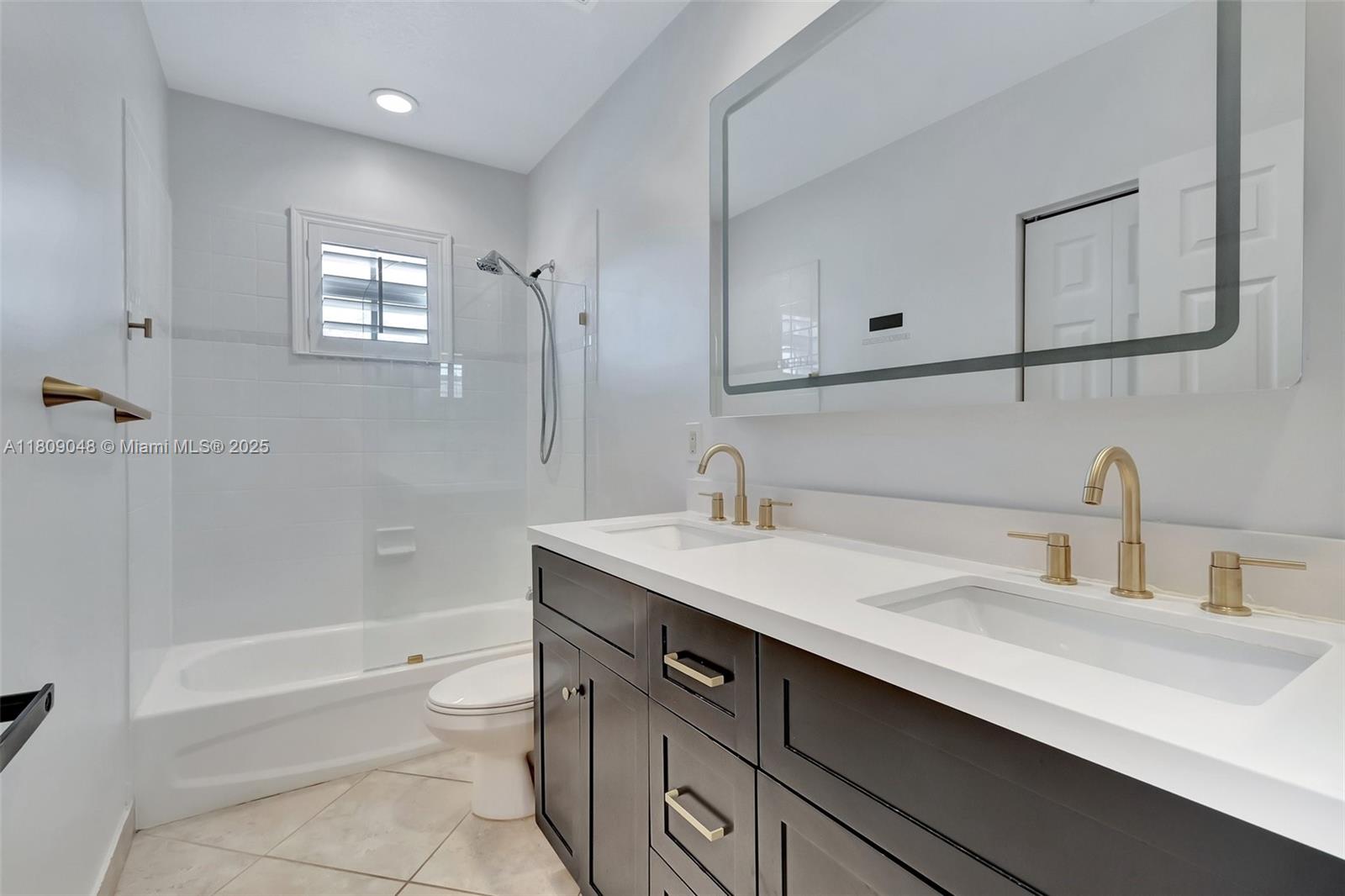 SABAL LAKES PH 4 - Residential