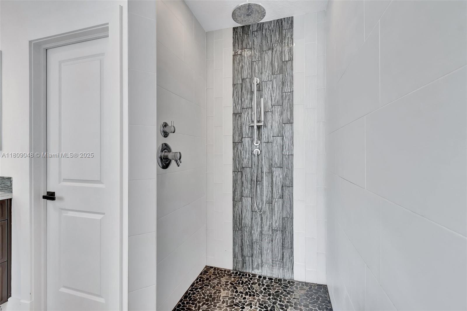 SABAL LAKES PH 4 - Residential