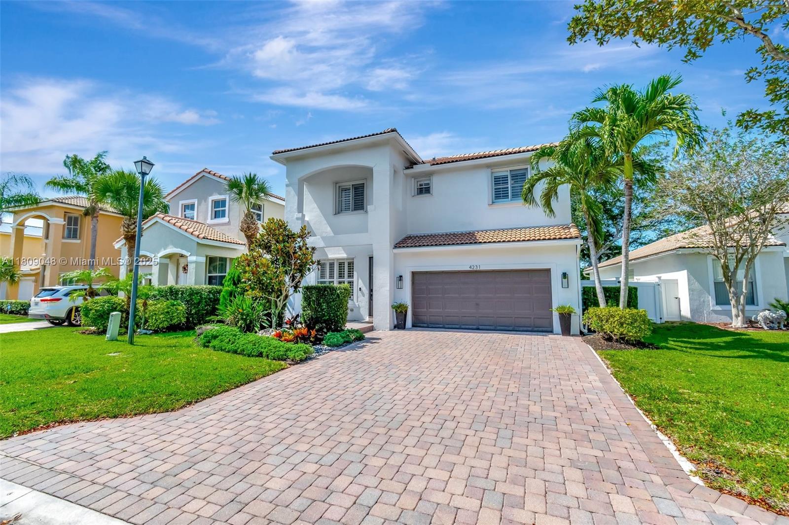 SABAL LAKES PH 4 - Residential