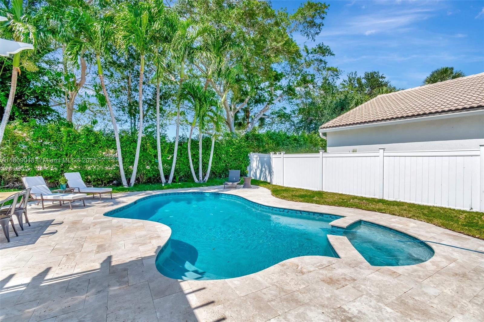 SABAL LAKES PH 4 - Residential