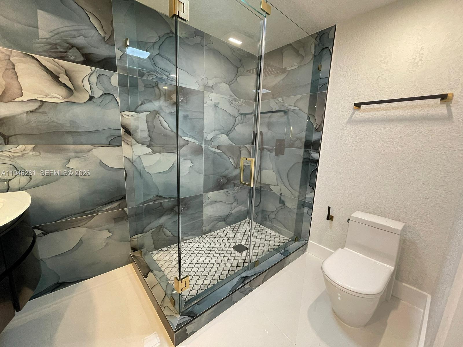 CORAVO AMD - Residential