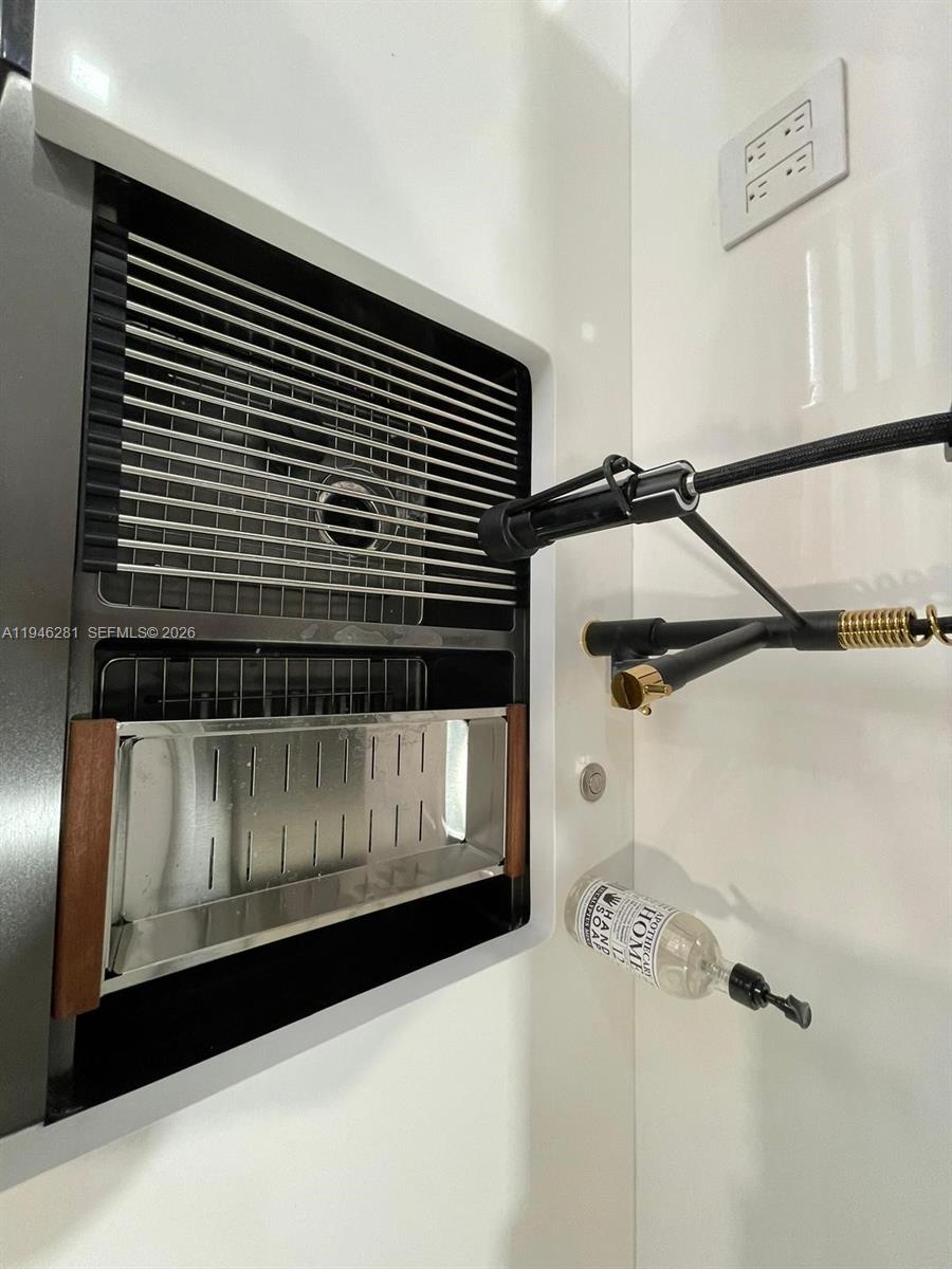 CORAVO AMD - Residential