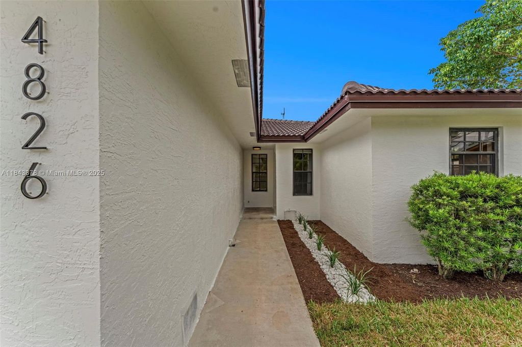 Photo of 4826 SW 18th St, West Park, FL 33023 (MLS # A11843378)