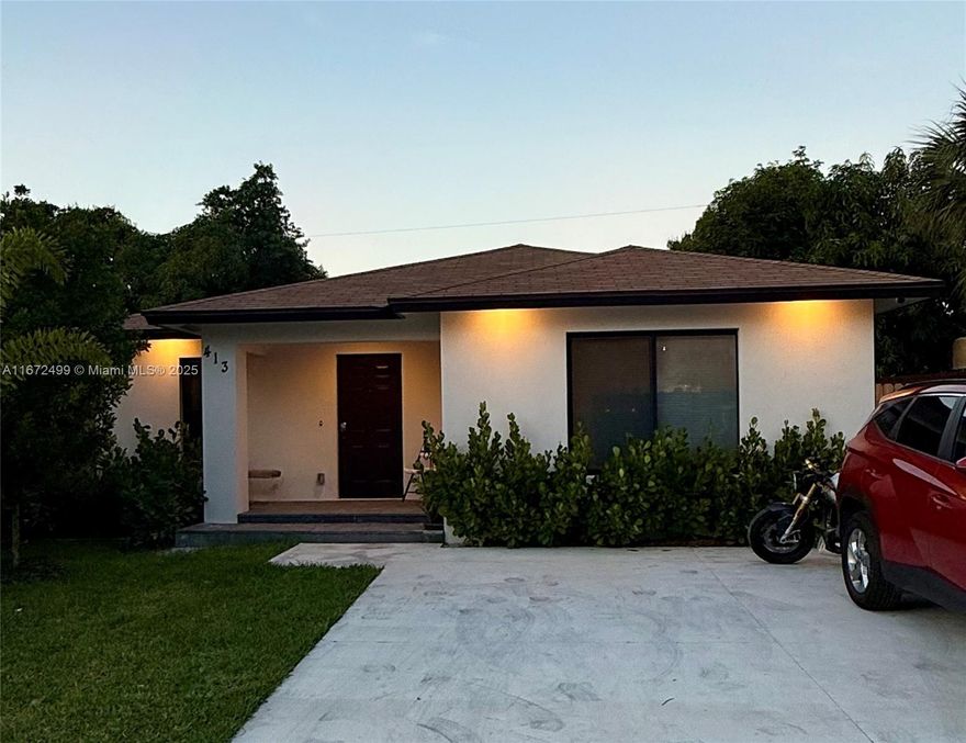 Location! Location! Location! 2.6 miles to the beach, Atlantic ave where the action is, restaurants,clubs, bars, shopping,nightlife and more! 
Perfect family  home! Brand new home, brand new furniture!  
School across the street.