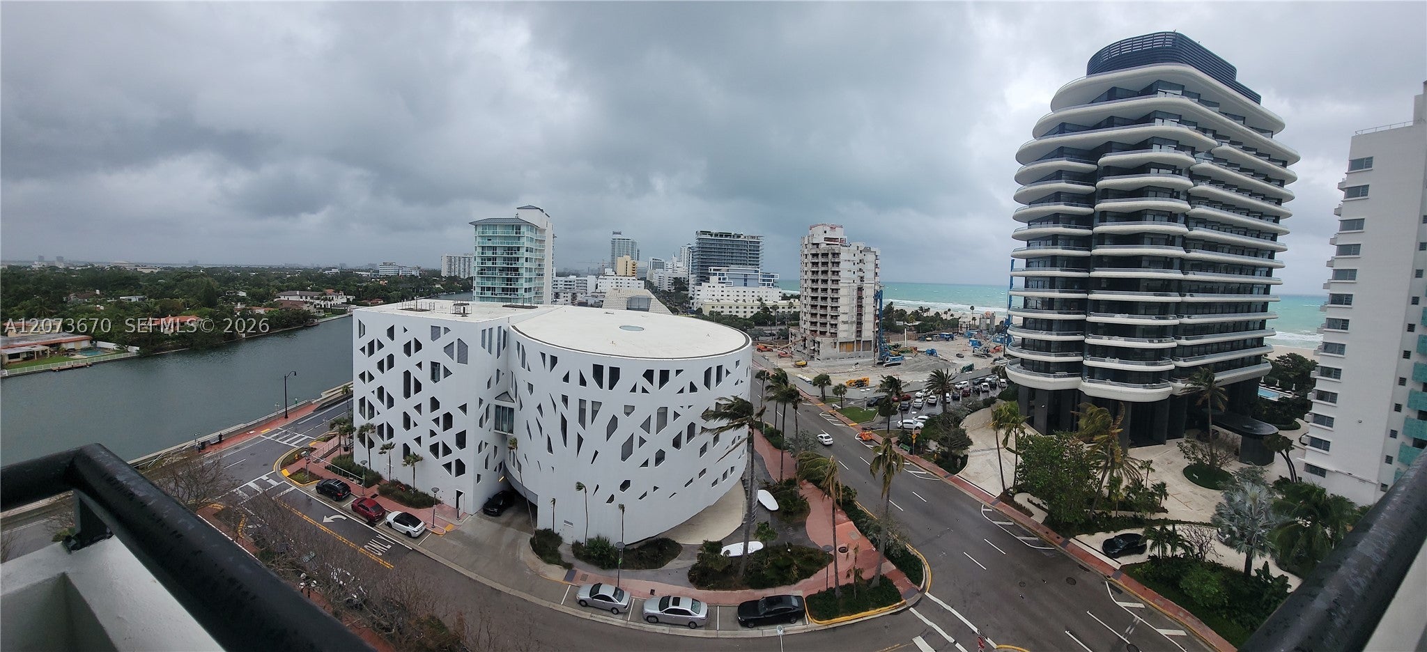 3200 Collins Ave 9-1