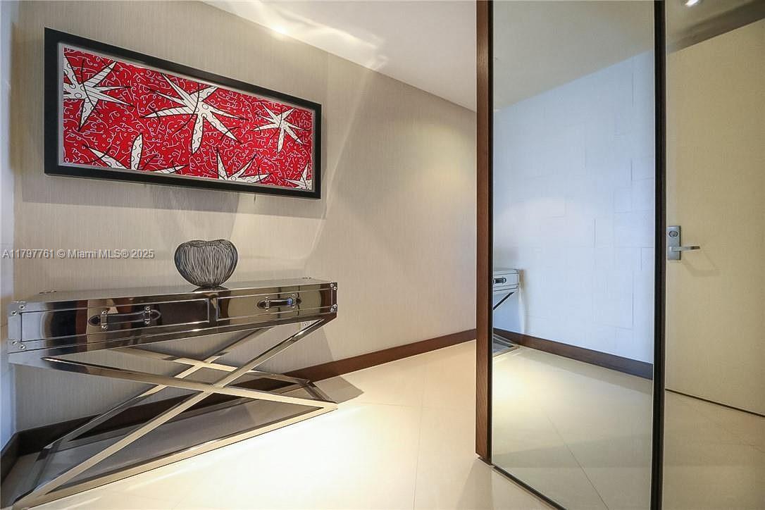ICONBRICKELL CONDO NO 1 - Residential