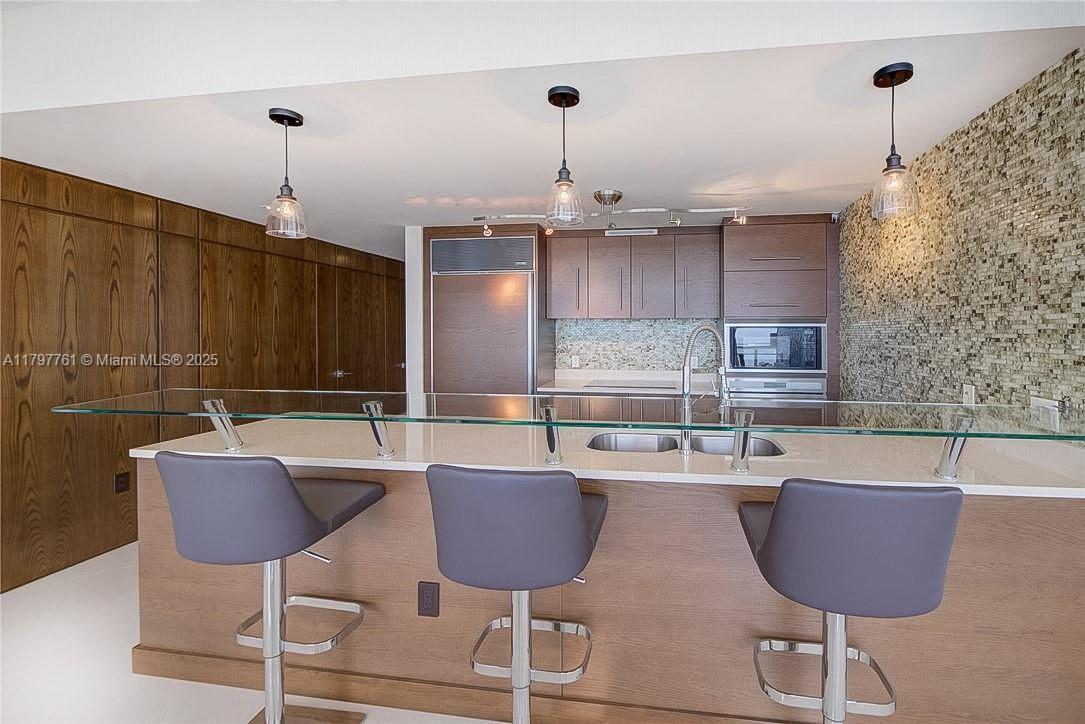 ICONBRICKELL CONDO NO 1 - Residential