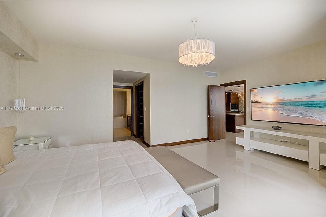 ICONBRICKELL CONDO NO 1 - Residential