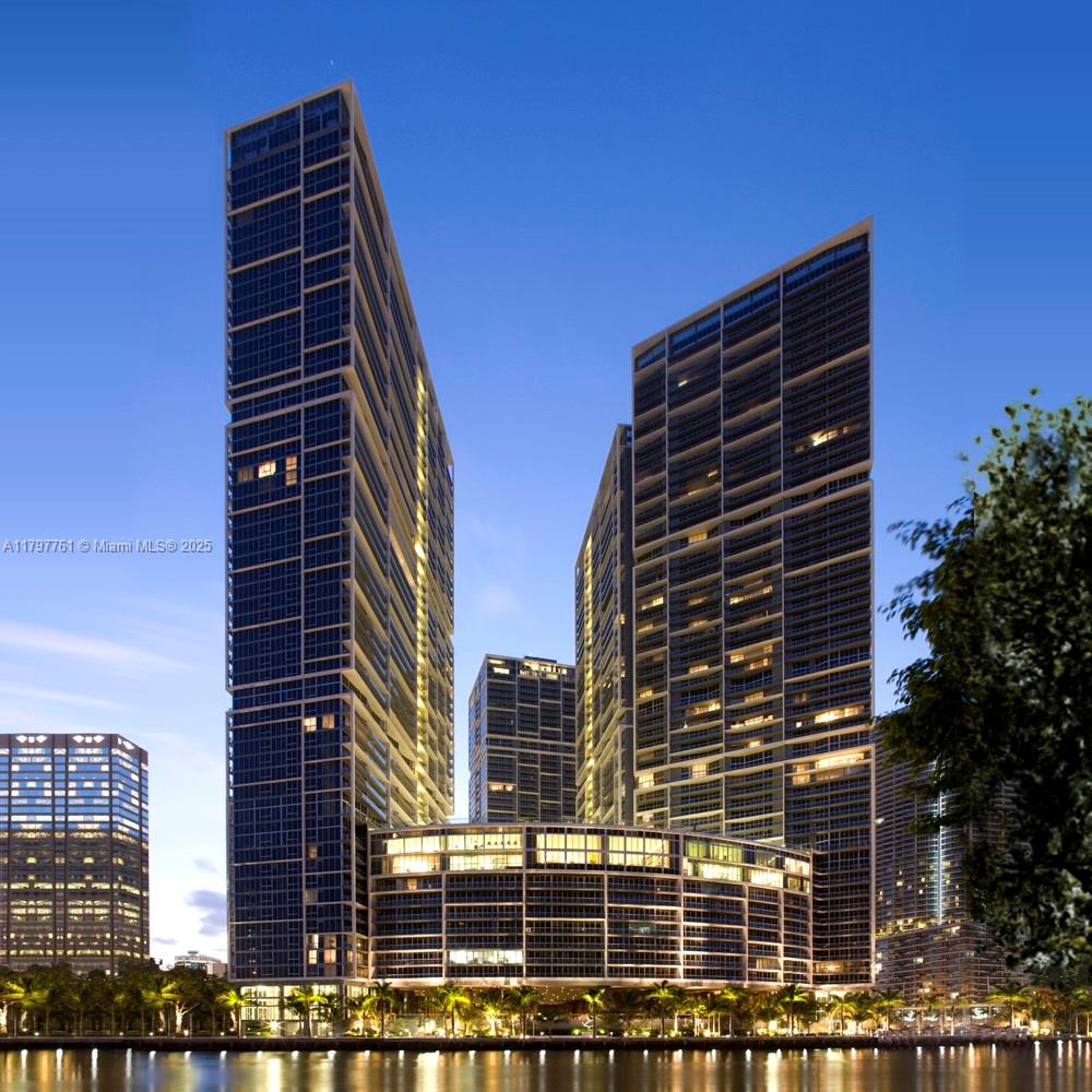 Property for Sale at 465 Brickell Ave 3801, Miami, Broward County, Florida - Bedrooms: 3 
Bathrooms: 3  - $2,080,000