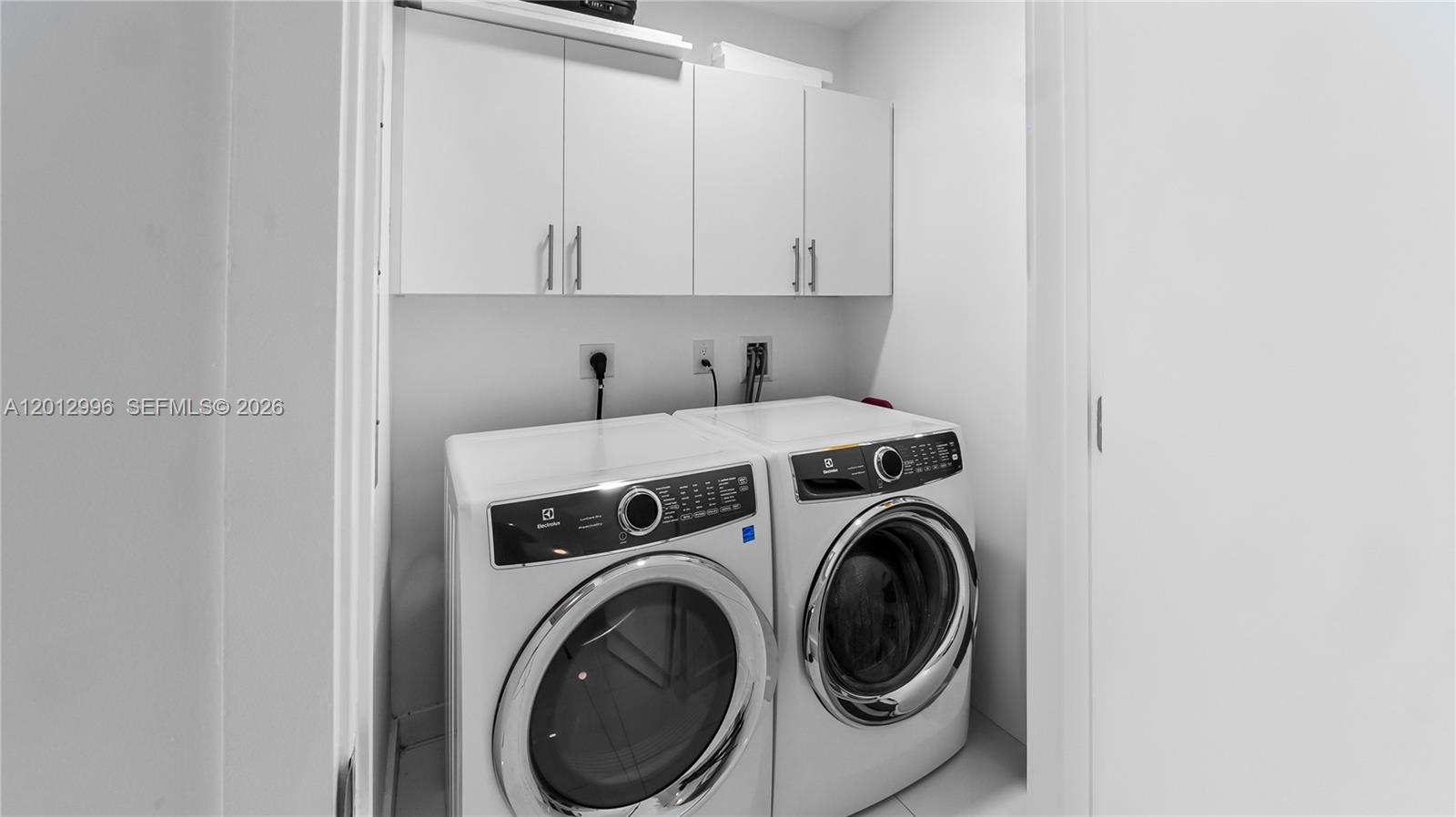 PARAMOUNT MIAMI WORLDCENT - Residential