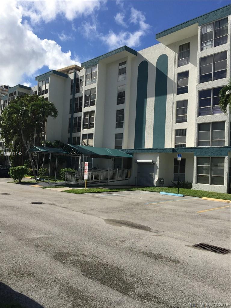 Live in the prestigious Sunny Isles Beach for a fraction of the real value. You will be surrounded by multi-million dollar mansions. 1 bed/1 bath in a quiet gated community, walking distance to the sandy beaches, shops, restaurants, banks and school. Tile floor throughout. Tenant occupied. Very low monthly maintenance fee, including TV cable, pool, security, sauna, gym. **PLEASE SCHEDULE SHOWINGS AFTER JAN 9TH 2016**