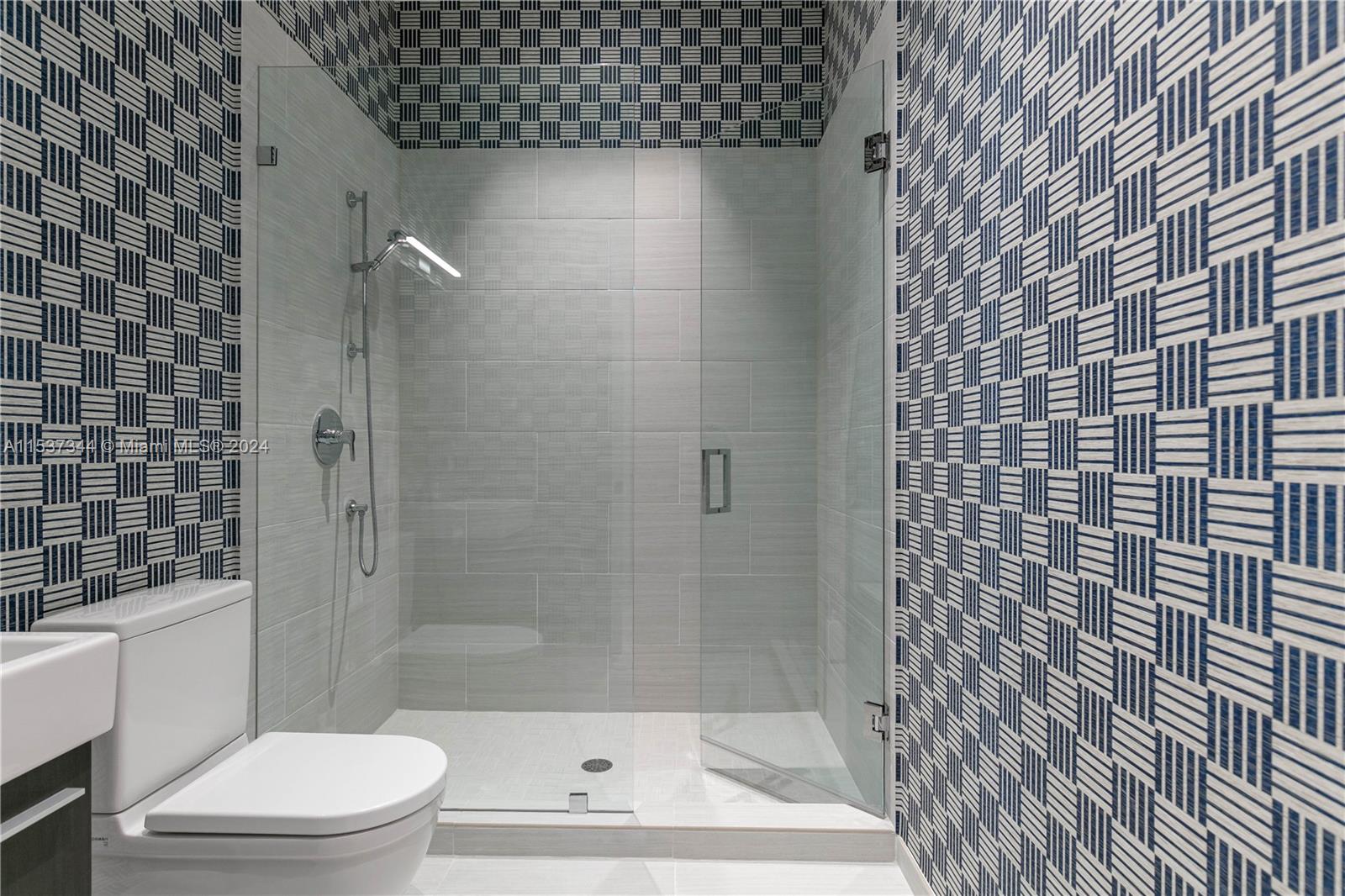 THE GROVE AT GRAND BAY - Residential