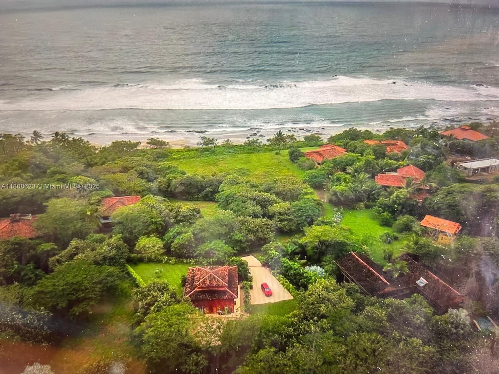 Condominium Hotel Playa N Santa Cruz