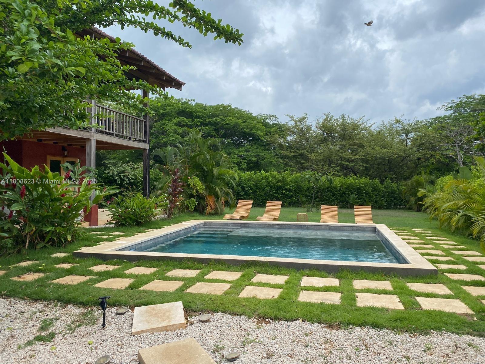 Condominium Hotel Playa N Santa Cruz