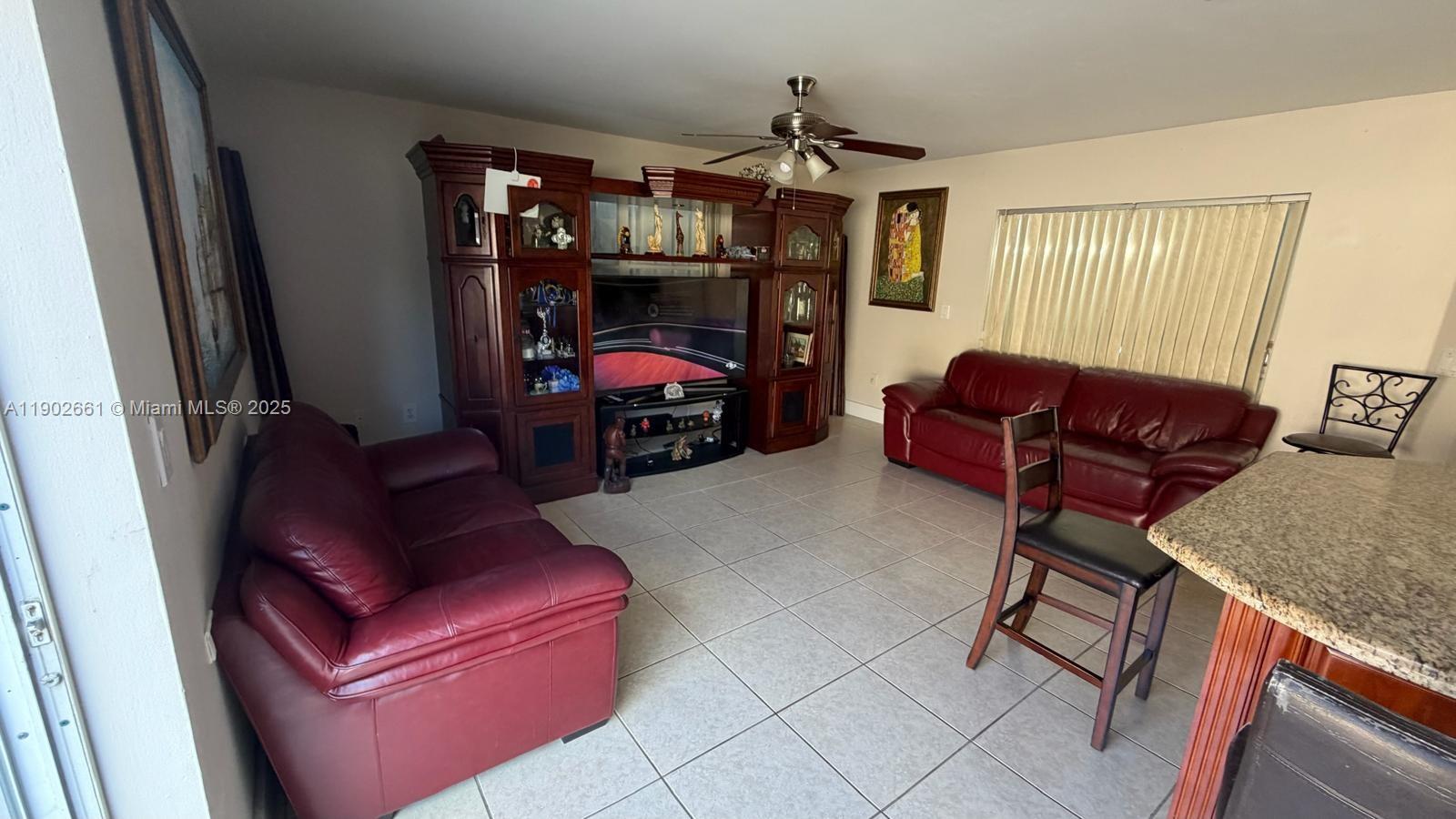 OAK CREEK - Residential