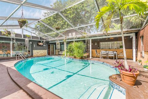 A home in Biscayne Park