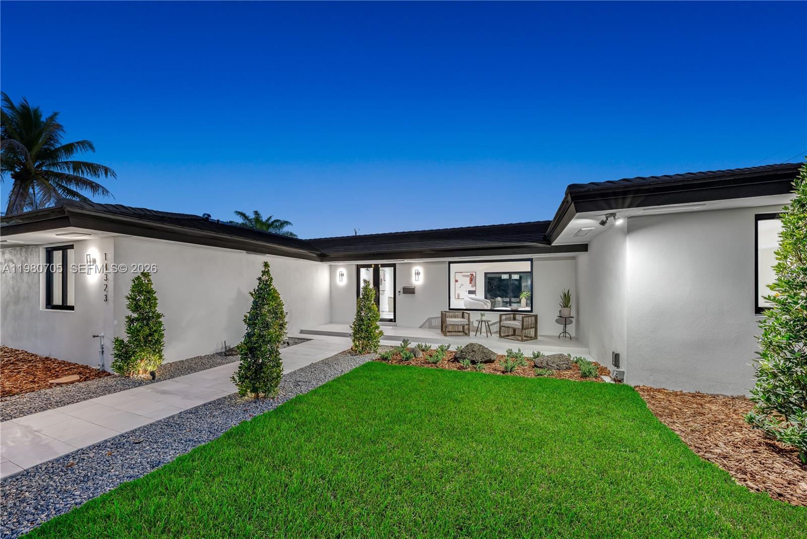 MOON GATE NO 2 - Residential