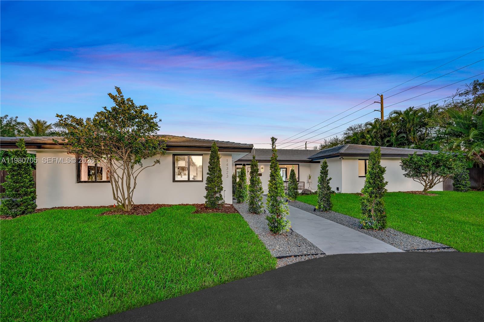 MOON GATE NO 2 - Residential