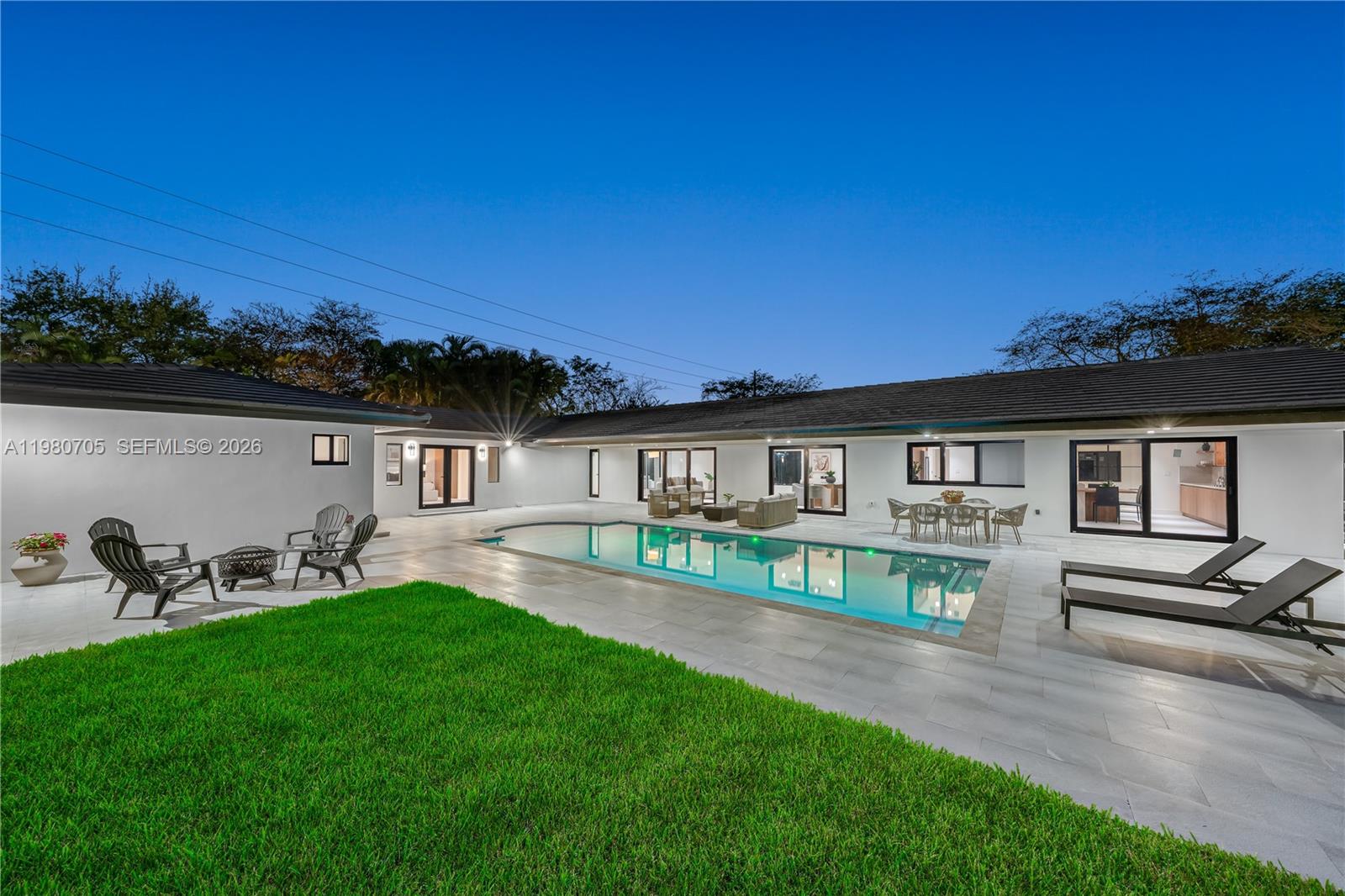 MOON GATE NO 2 - Residential